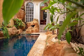 Alberca al aire libre 