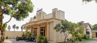 Spot ON 1847 Hotel Maya