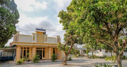 Spot On 1847 Hotel Maya