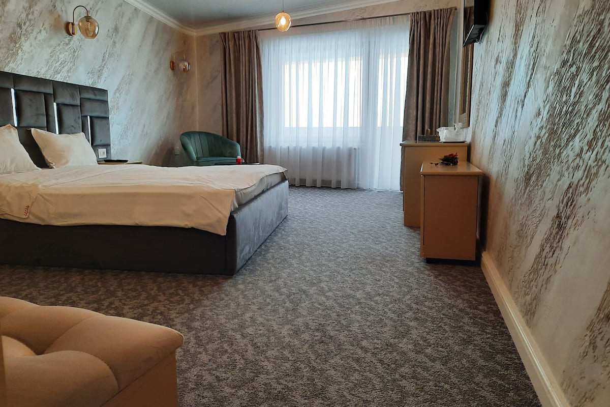 Deluxe tweepersoonskamer | 1 slaapkamer, luxe beddengoed, individueel gedecoreerd