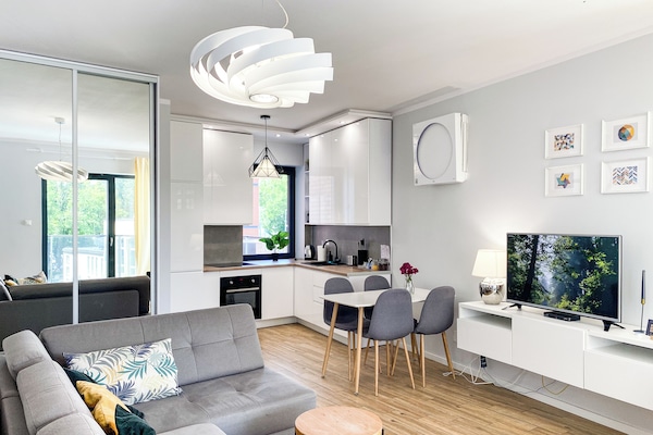 Leilighet – classic | Oppholdsområde | Flatskjerm-TV