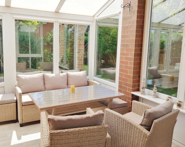 Unclassified image, 1 of 17, button