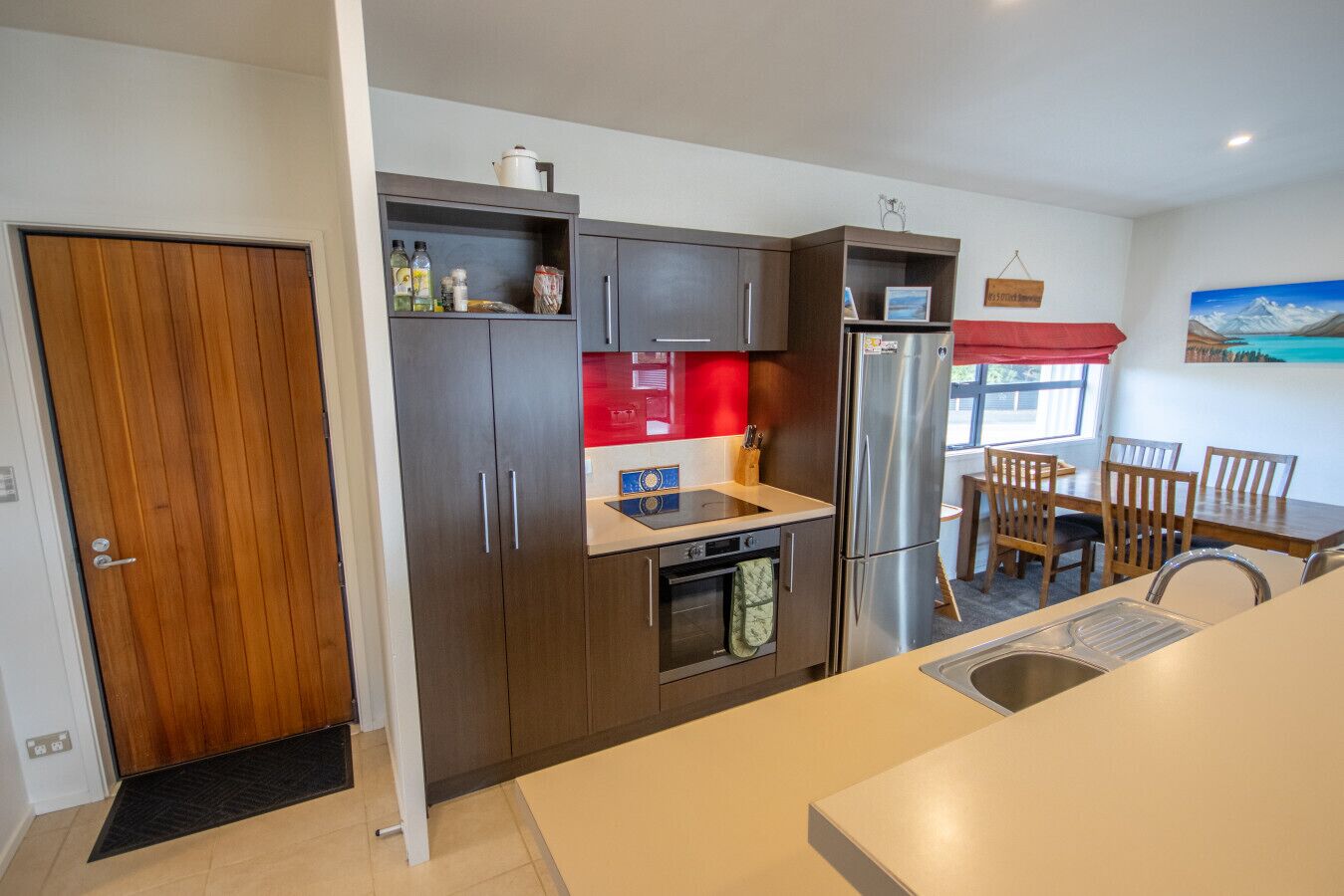 雪櫃、微波爐、焗爐、爐具