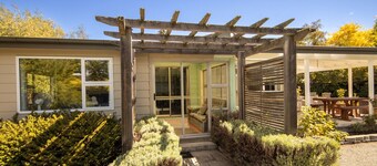 Spacious on Simons Street, Twizel - FREE WIFI