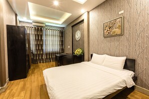 Superior Double Room | Minibar, desk, free WiFi - Manmo Ha Noi Business Hotel (Hanoi)