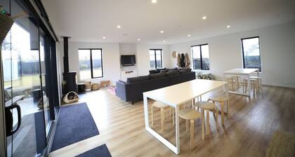 Gorgeous Family Frie · Gorgeous Family Friendly Getaway - FREE WIFI