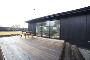 Outdoor dining - Gorgeous Family Frie · Gorgeous Family Friendly Getaway - FREE WIFI (Twizel)