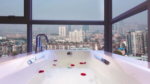 Suite – superior