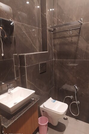 Bathroom - Hotel Ganga Heights By Avadhesh Group Of Hospitality (Haridwar)