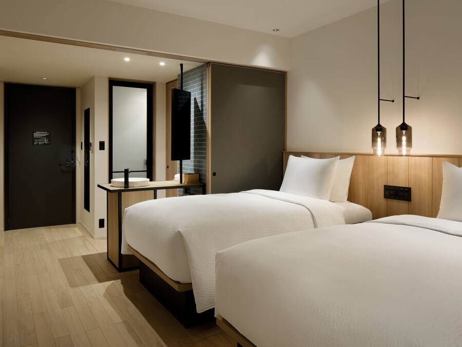 Standard Room, 2 Twin Beds | Down comforters, in-room safe, desk, free WiFi