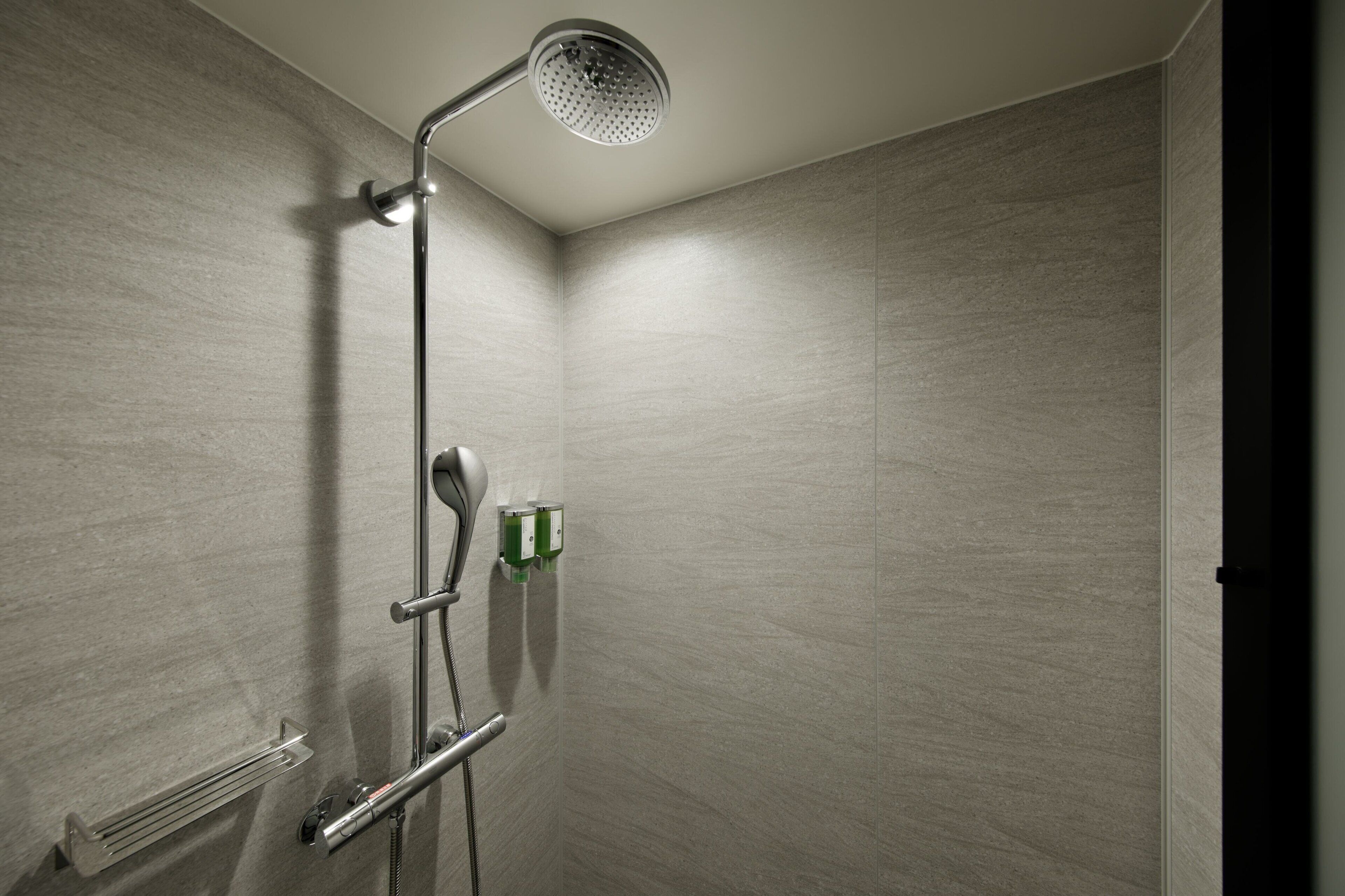 shower, free toiletries, hair dryer, slippers