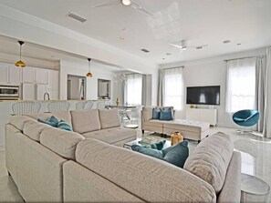 Fernseher, Videospielkonsole, Netflix, Hulu