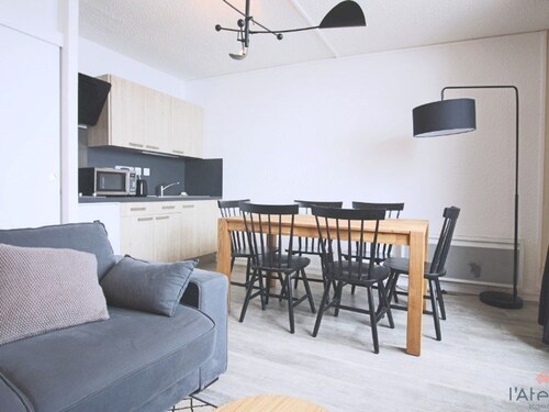 Studio cabin 4/5 pers, south-facing balcony, TV, equipped kitchen, ski locker