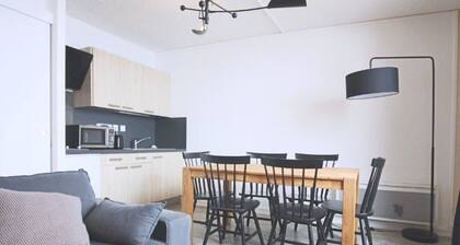 Studio cabin 4/5 pers, south-facing balcony, TV, equipped kitchen, ski locker