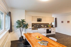 In-room dining -  URBAN ISLAND - Riverside Apartments (Vienna)