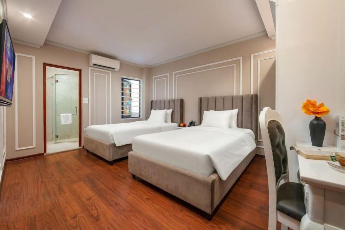 Premium bedding, memory foam beds, minibar, in-room safe