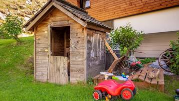 Children's play area - outdoor
