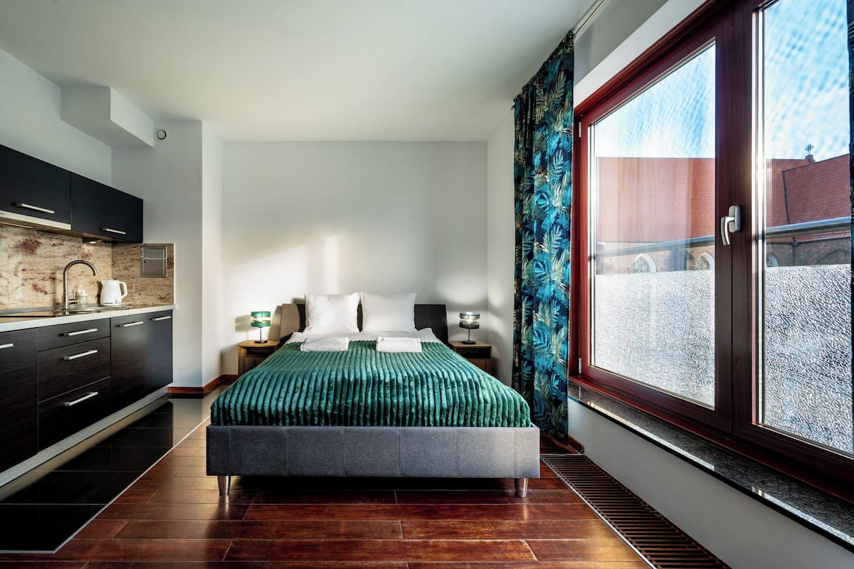 Studio – city | Allergitestet sengetøy, individuelt dekorert og wi-fi (inkludert)