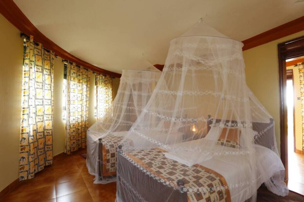 Royal Cottage | 1 bedroom, hypo-allergenic bedding available, desk, laptop workspace