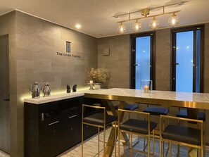 Bar en el lobby