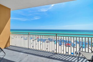 Property grounds - ⭐Beachfront-Beach Service-Fab Pool-Splash 303E⭐ (Panama City Beach)