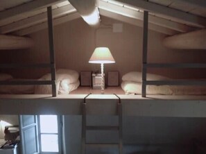 2 chambres, bureau, fer et planche à repasser, Wi-Fi