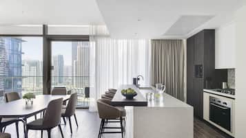Premium Suite, 3 Bedrooms, Balcony, Marina View (Private beach access) | Private kitchen | Fridge, microwave, oven, stovetop