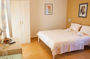 1 dormitorio, Internet, ropa de cama