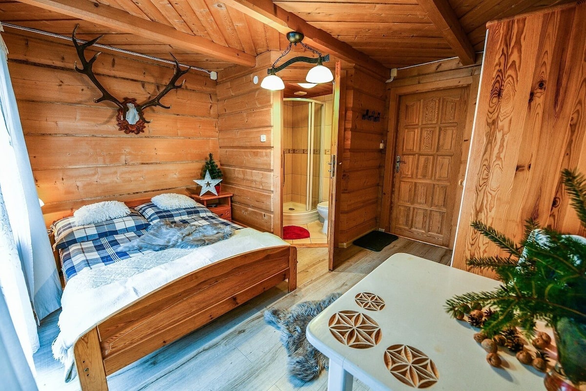 1 habitación, tabla de planchar con plancha y wifi gratis
