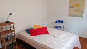 1 dormitorio, wifi, ropa de cama