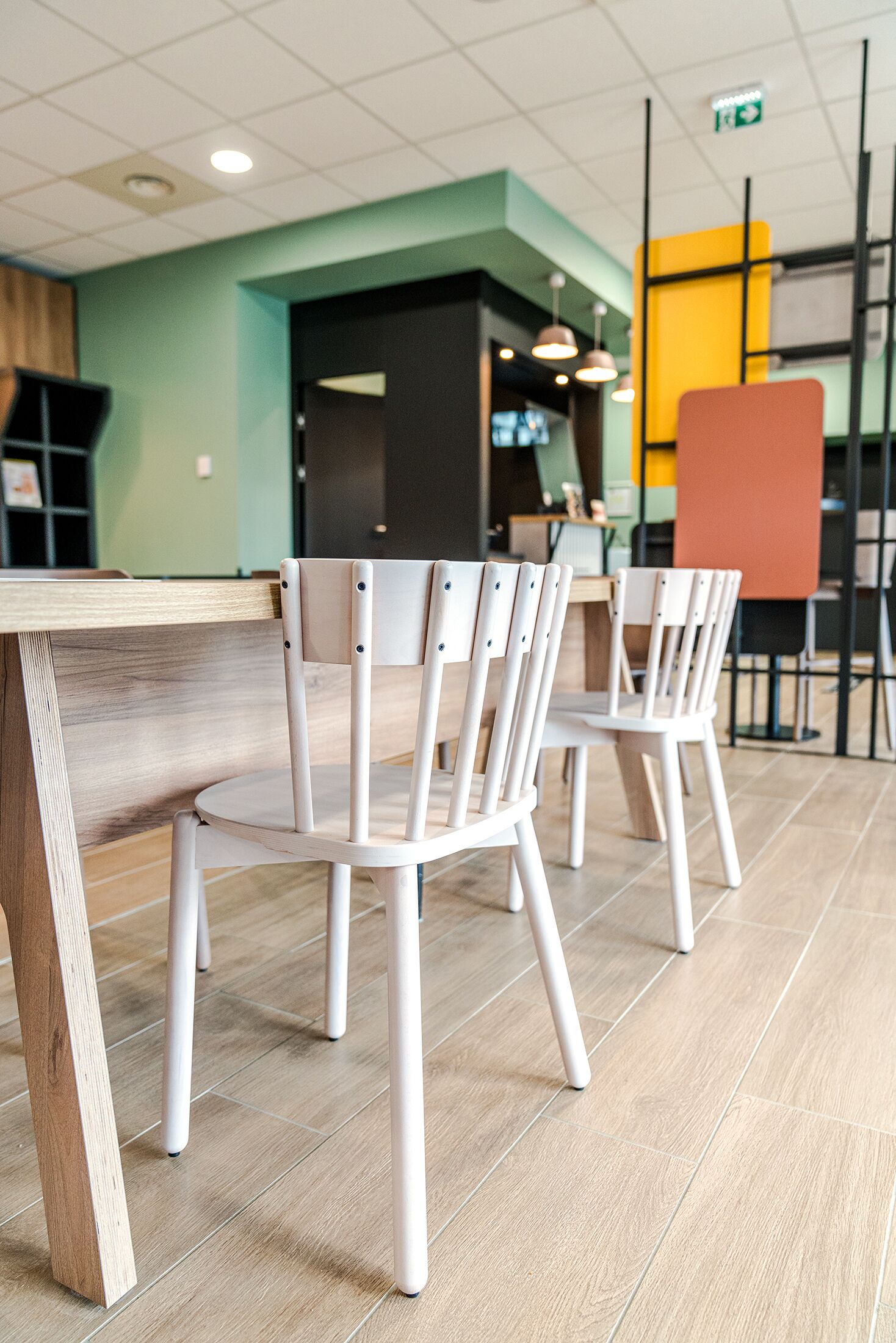 daily buffet breakfast for a fee