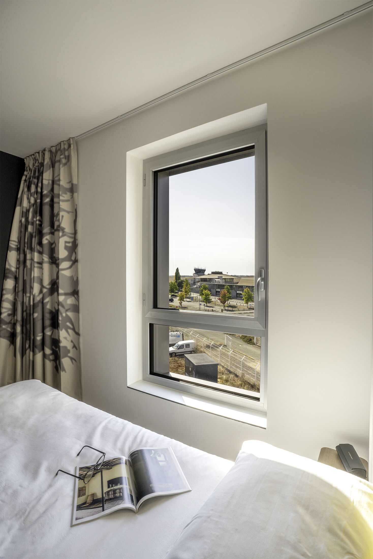 1 bedroom, desk, soundproofing, iron/ironing board