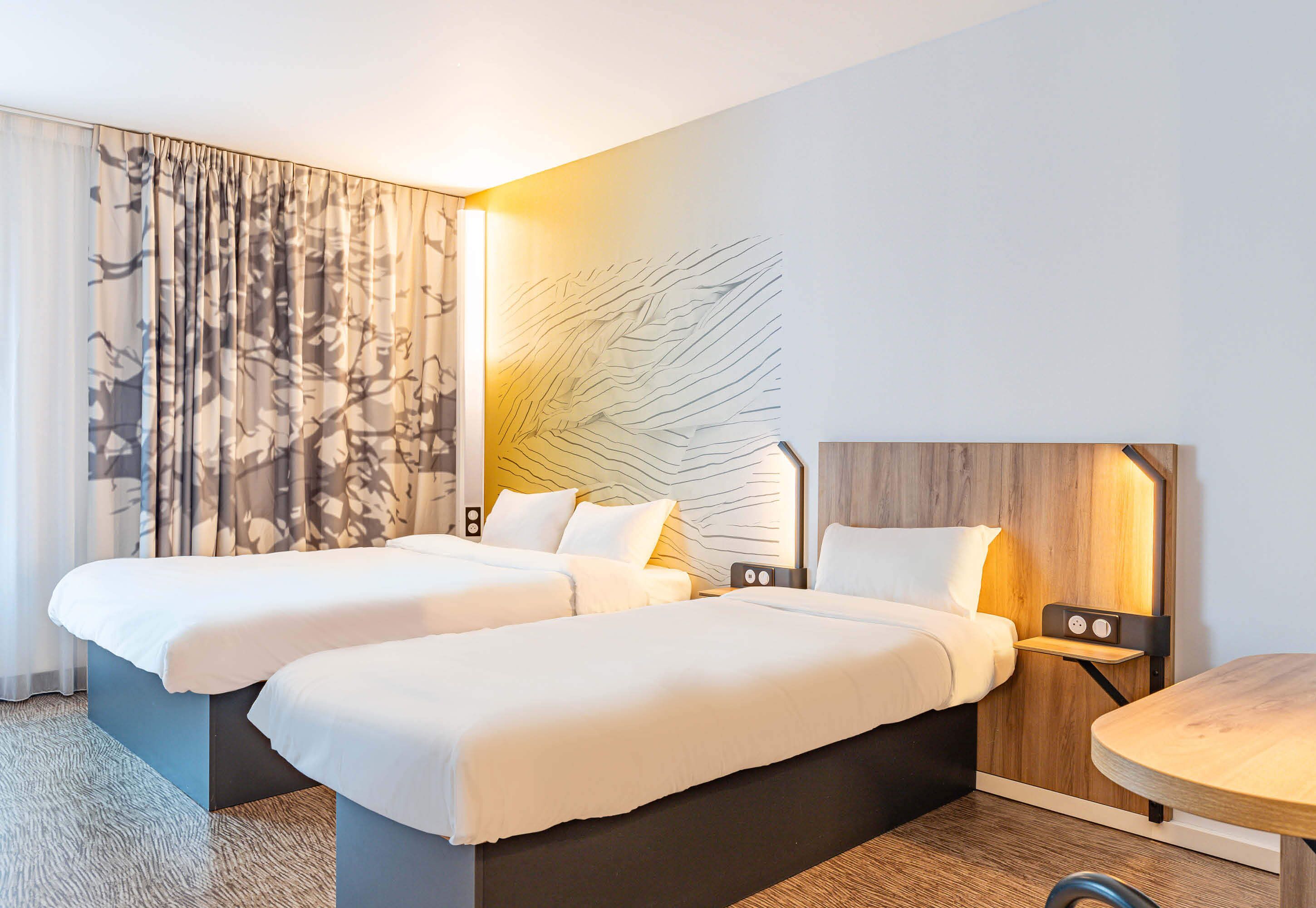 triple room | 1 bedroom, desk, soundproofing, iron/ironing board