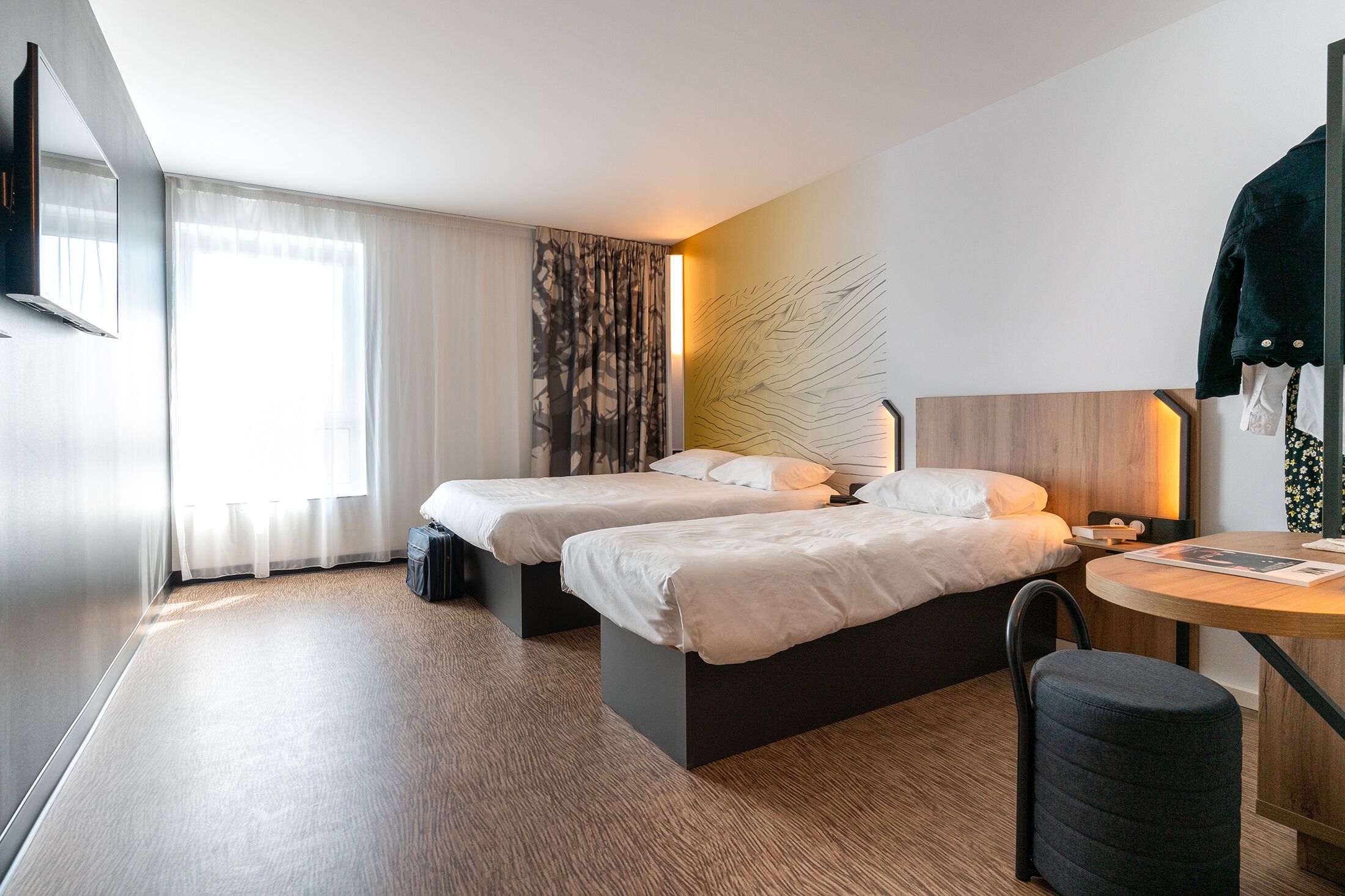 1 bedroom, desk, soundproofing, iron/ironing board