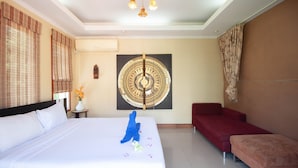 Deluxe Townhome (208) - The Terrace Pratumnak Pool Villa (Pattaya)