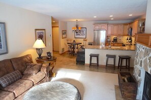 Condo, 1 habitación | Sala de estar