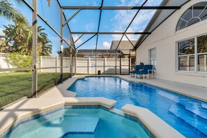 Et oppvarmet basseng