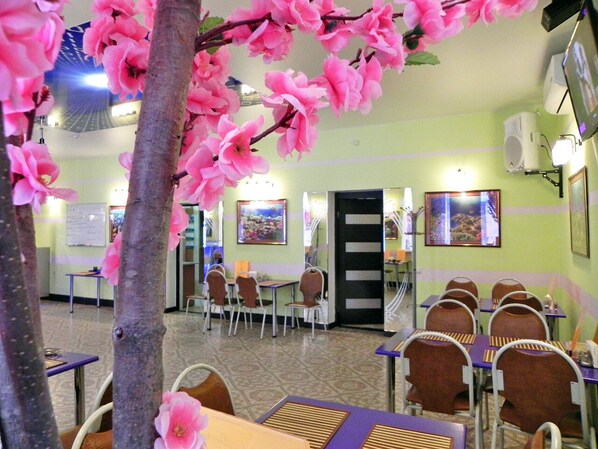Cafe