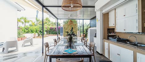 Outdoor dining