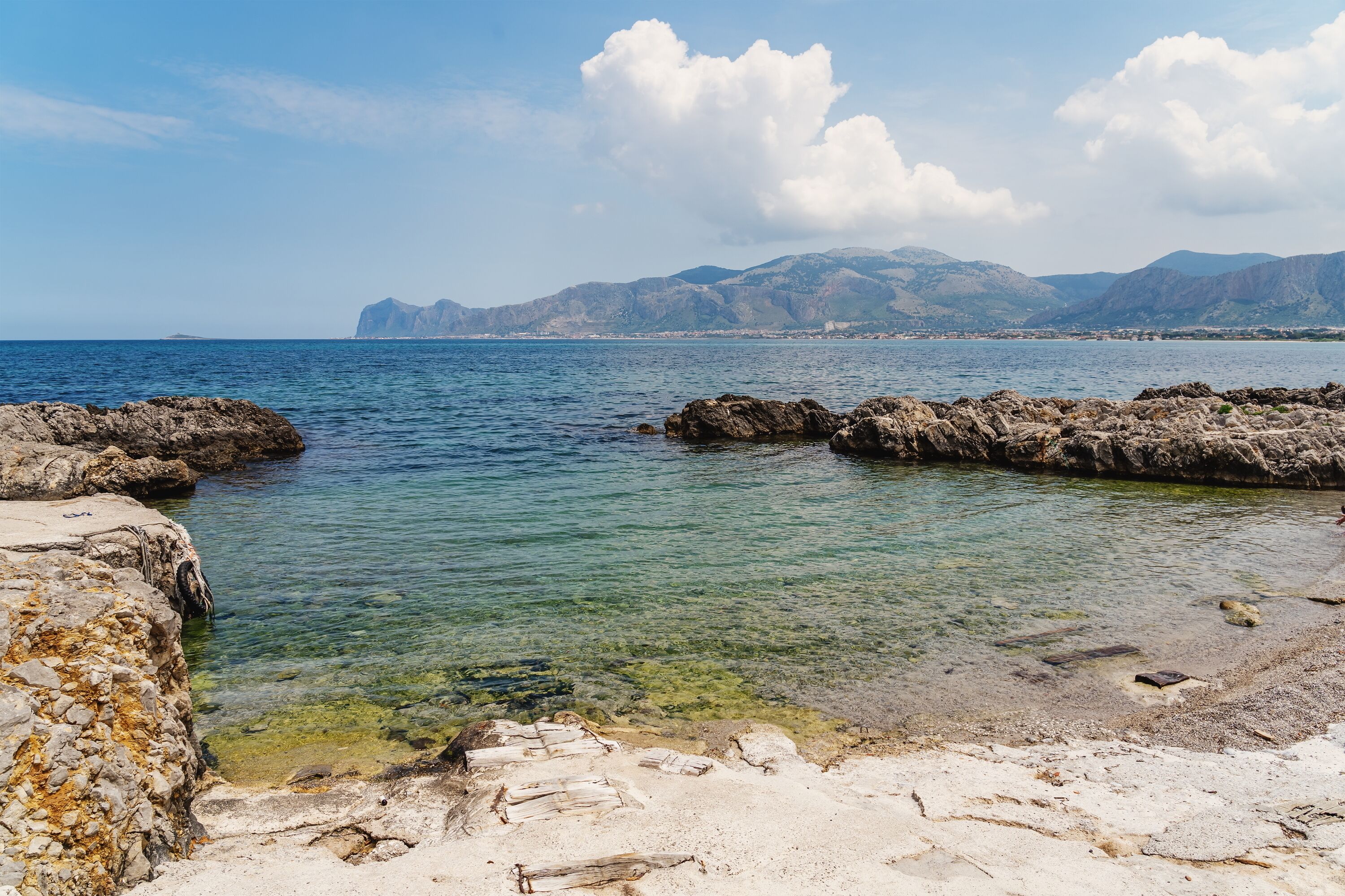 Plage à proximité, chaises longues