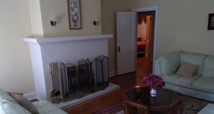 Elegant home away from home for the entire family! Whole home!