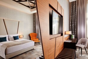 Habitación superior con 1 cama matrimonial o 2 individuales | Ropa de cama hipoalergénica y minibar 