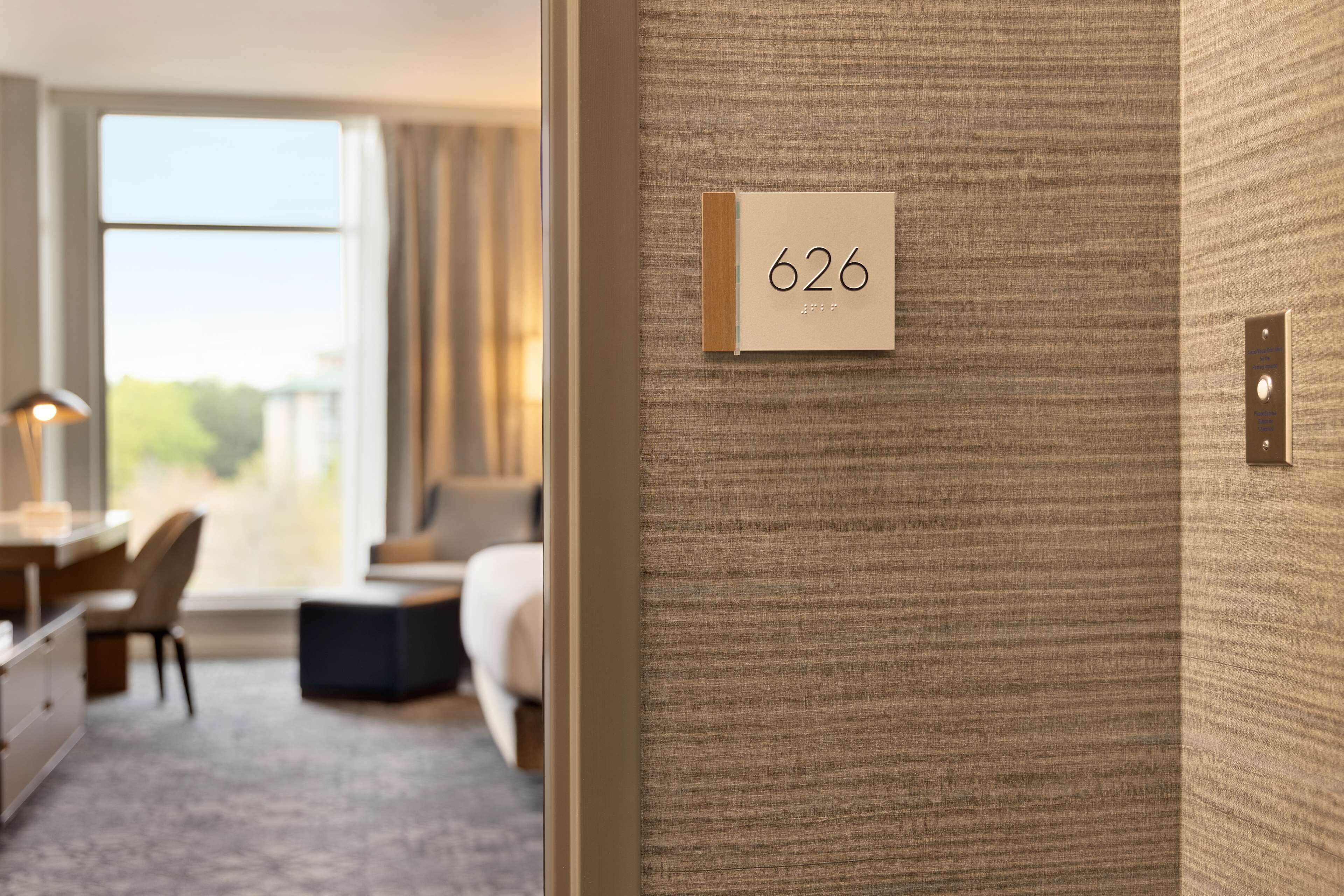 1 bedroom, egyptian cotton sheets, premium bedding, pillow-top beds