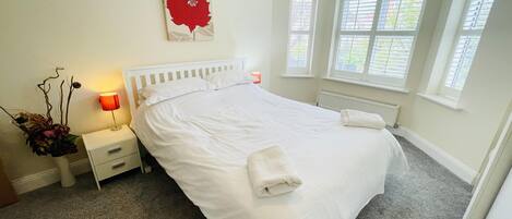 2 bedrooms, WiFi, bed sheets