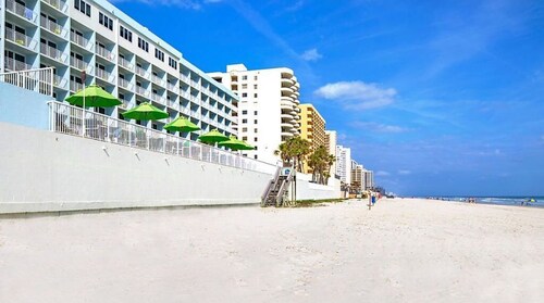 Enjoy the salty air and ocean breezes from your oceanfront suite!
