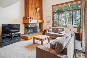 TV, fireplace, DVD player, stereo