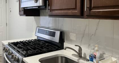 Minutes from O’Hare!