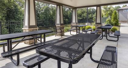 Best Western Plus Lawrenceburg