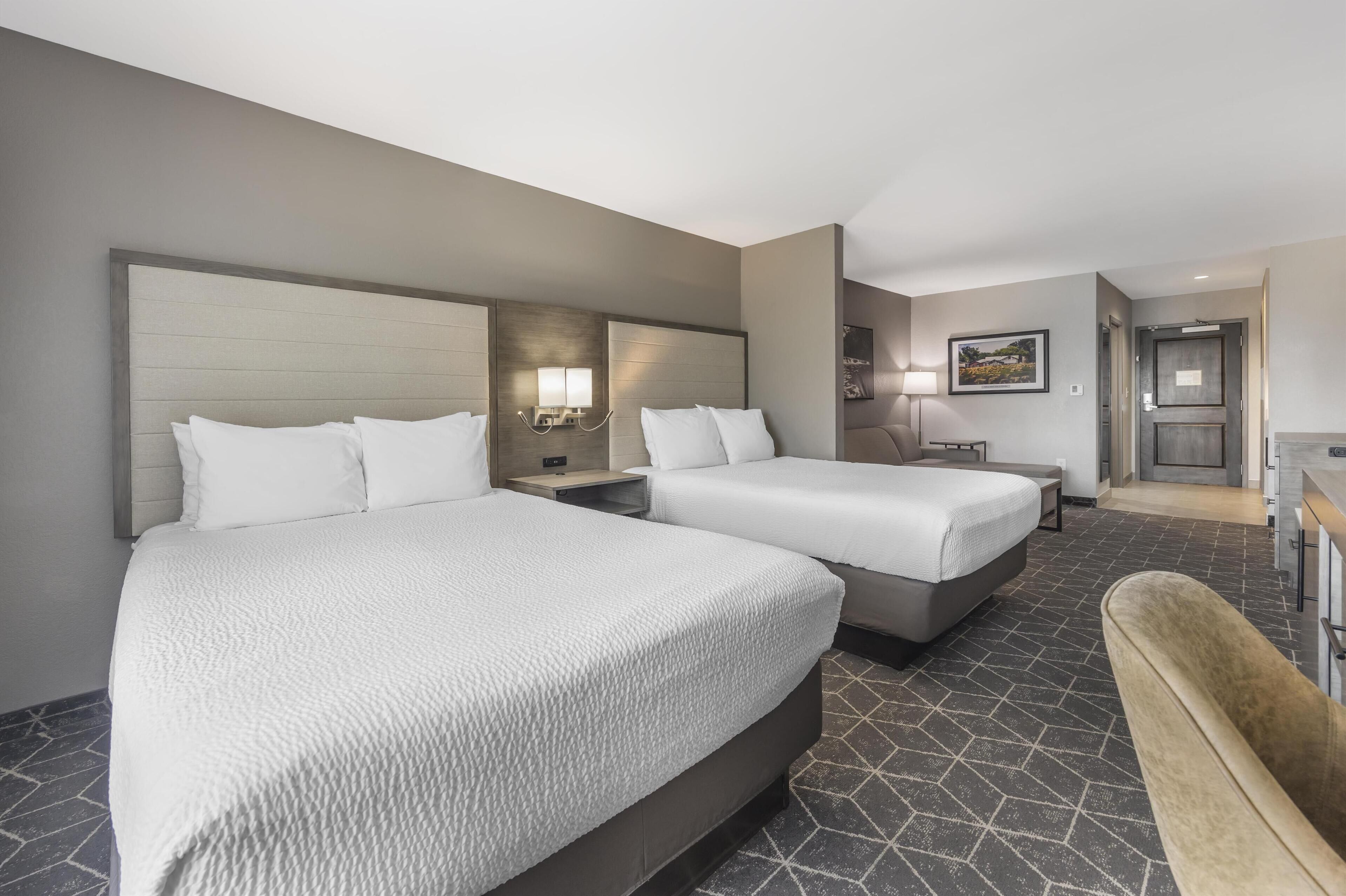 suite, multiple beds, non smoking, refrigerator & microwave (with sofabed) | 1 bedroom, desk, laptop workspace, blackout curtains