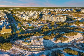 Exterior - Available for Holiday Stays! Professionally Decorated! 5 Bikes! Golf Cart! (Panama City Beach)